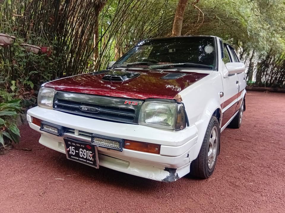 Nissan march k10